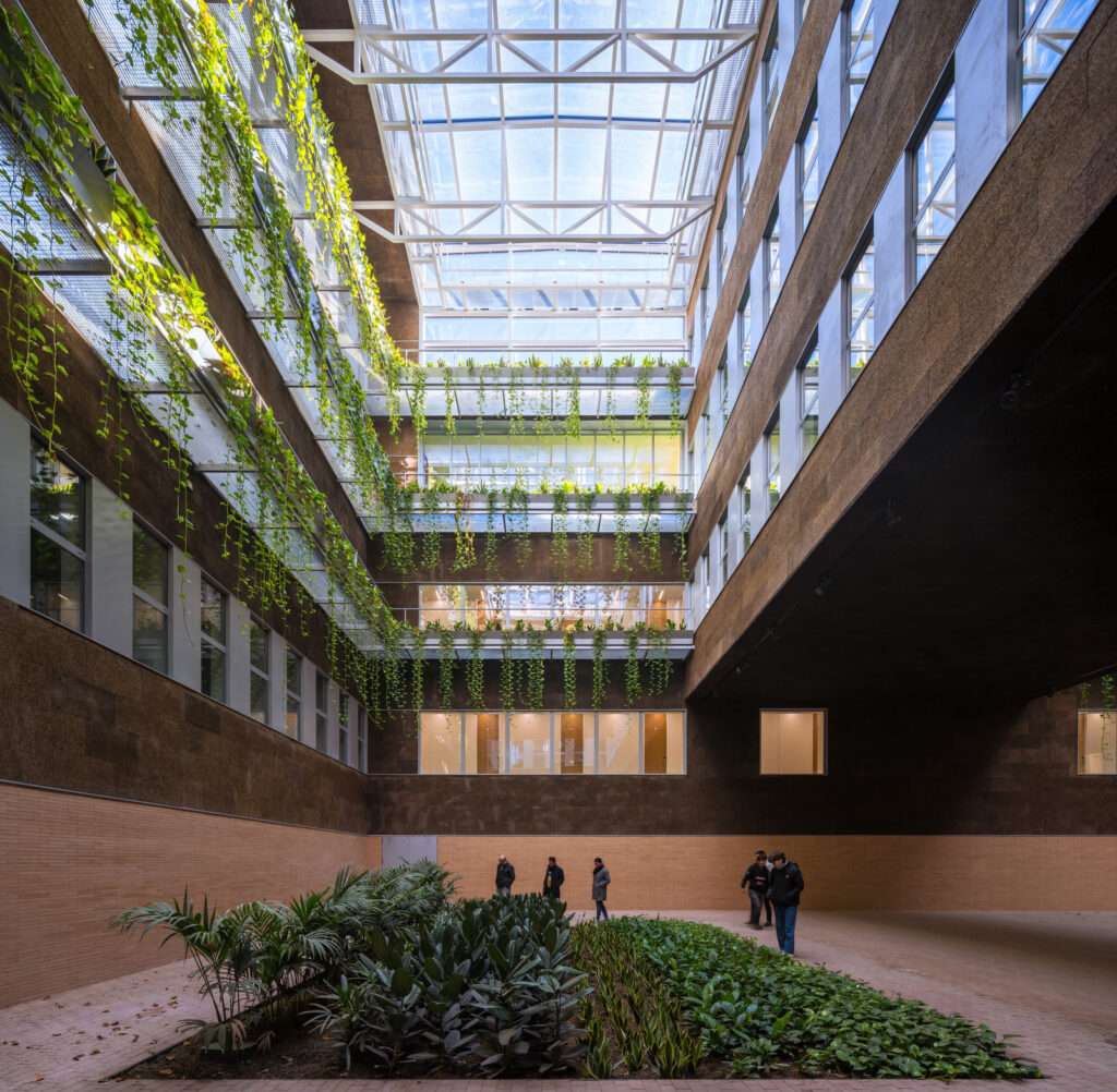 Extension and Renovation of University of Zaragoza’s Philosophy and Letters Faculty                                             
Magén Arquitectos
