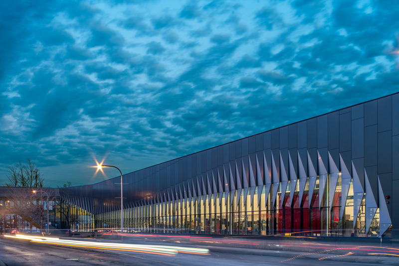 Daley College MTEC_ North Elevation at night
Photo credit: Tom Rossiter