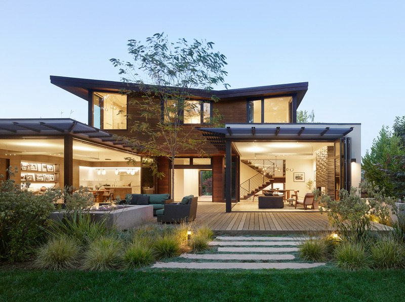 Butterfly House: Indoor spaces and outdoor areas converge at the courtyard of this house designed to foster a sense of community, and to create a feeling of expansiveness.

Photo credit: Matthew Millman