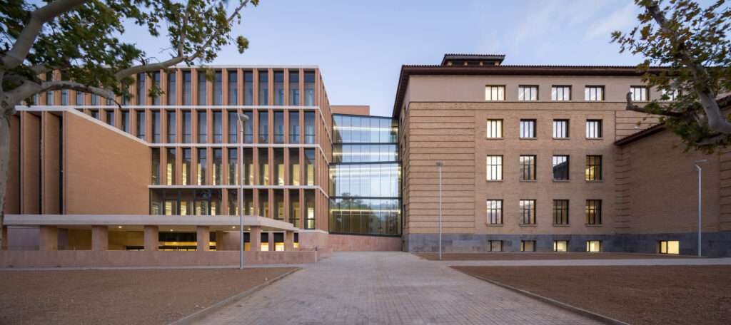 Extension and Renovation of University of Zaragoza’s Philosophy and Letters Faculty                                             
Magén Arquitectos
